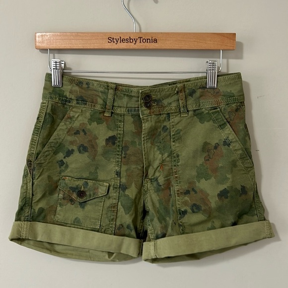 Anthropologie Wanderer Utility Shorts Camo Pockets Green Brown Sz 25 - Picture 3 of 15